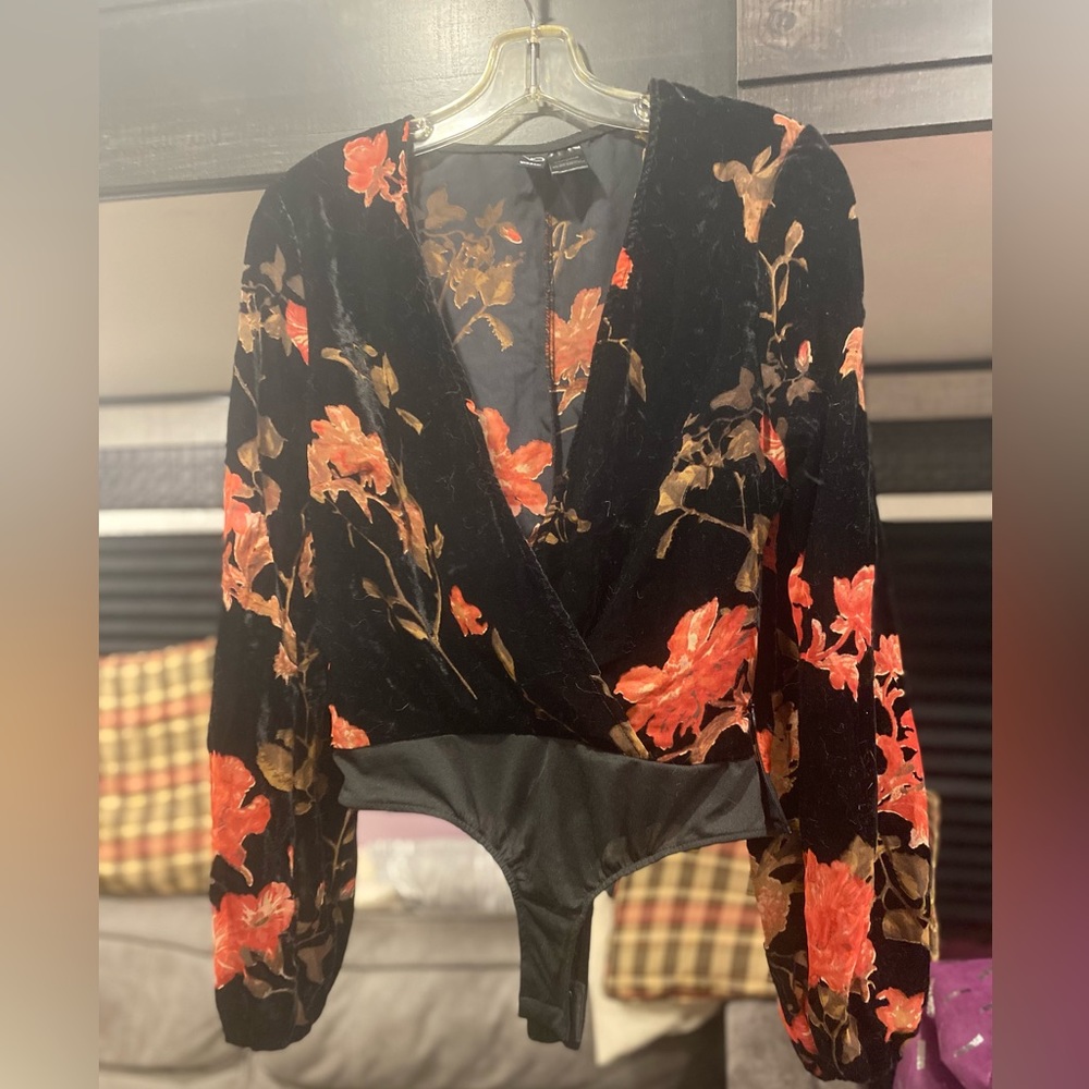 Windsor Floral Long Sleeve Bodysuit